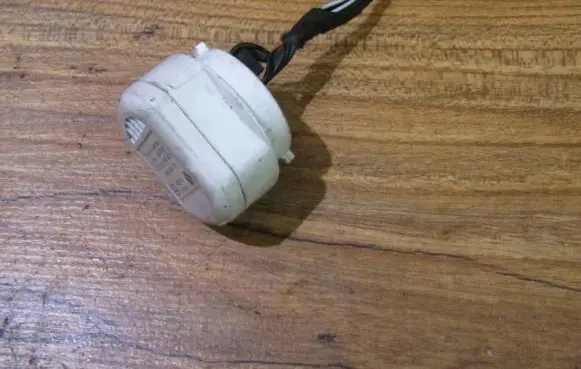 Mercedes-Benz E W211 Interior temperature sensor a2118300572