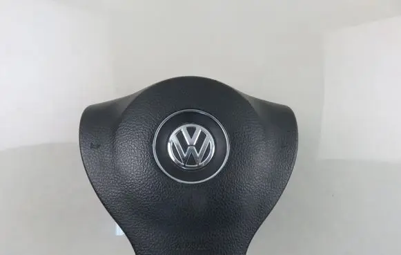 Steering wheel airbag