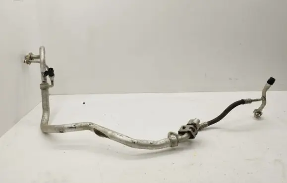 Ford C-MAX II Air conditioning (A/C) pipe/hose