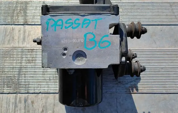 Volkswagen PASSAT B6 ABS Pump 3C0614095P 16332501A 16332401