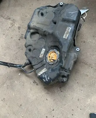Audi A4 S4 B9 Fuel tank 