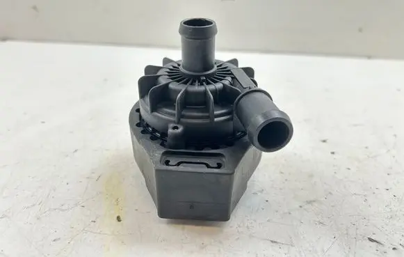 Volkswagen ID.4 Electric auxiliary coolant/water pump 1EA965567D