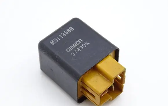 Mitsubishi Space Star Other relay MD113566