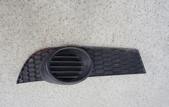 Chevrolet Aveo Front fog light trim/grill 