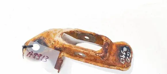 Jaguar X-Type Bracket in trunk/boot 