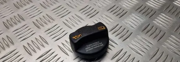 Audi A6 S6 C6 4F Oil filler cap 026103485L