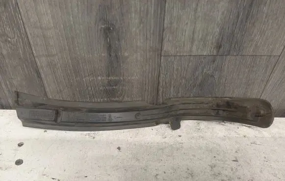 Volkswagen PASSAT B6 Front bumper mounting bracket 3C0807178