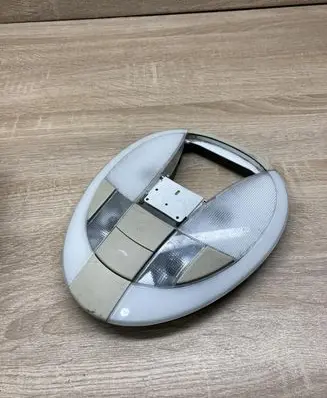 Mercedes-Benz E W211 Front seat light A2118202001 2JM008257