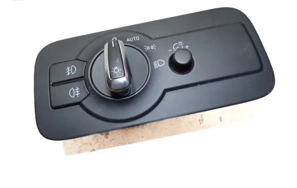 Volkswagen Touareg II Light switch 7P6941431D