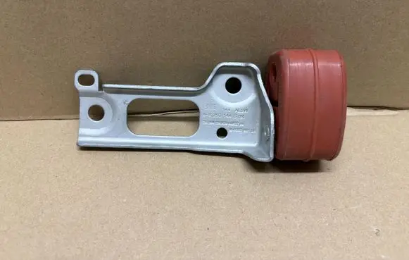 Audi A6 S6 C6 4F Muffler mount bracket/holder 4F0253144S