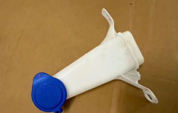 Volkswagen Amarok II Window washer liquid tank fill tube 