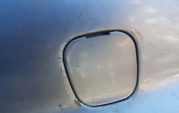 Rear bumper row hook cap/cover