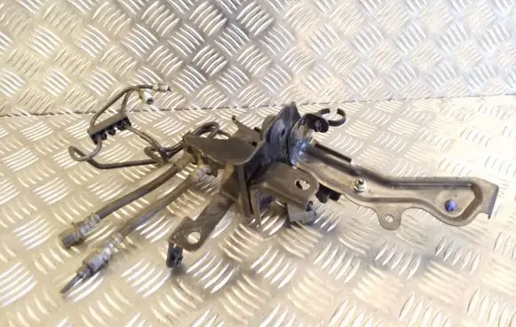 Subaru Outback (BS) ABS pump bracket 