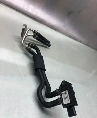 Mitsubishi Eclipse Cross Exhaust gas pressure sensor 1865a497