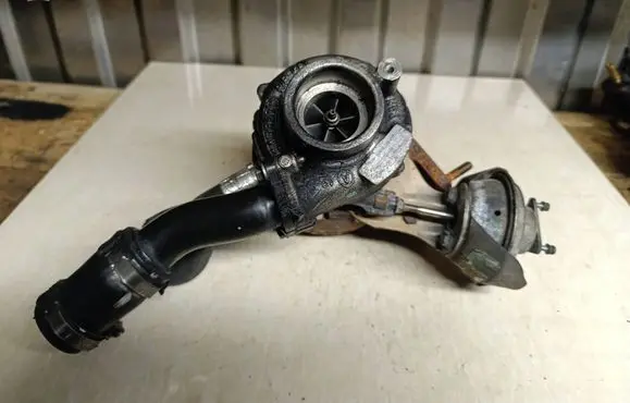 Peugeot 407 Turbo 9682778680