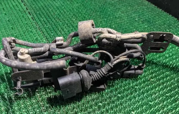 Volkswagen Bora Turbo solenoid valve 1J0906627B 72290315