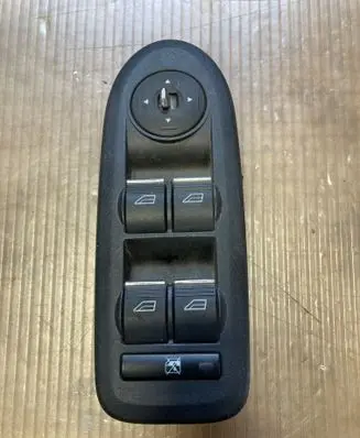 Ford Kuga I Electric window control switch 8M5T14A132AC 3S003188100 9547081831084