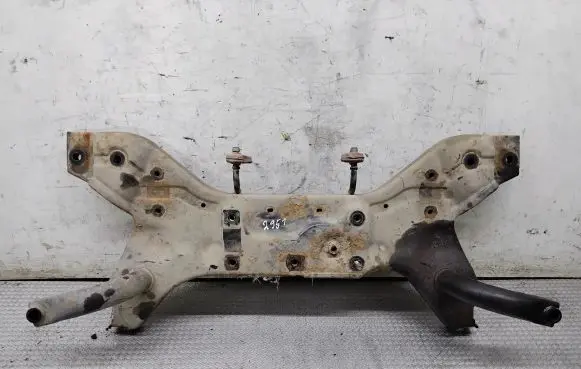 Mitsubishi Colt Front subframe