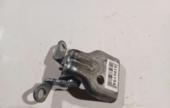 Mazda 2 Front door upper hinge 