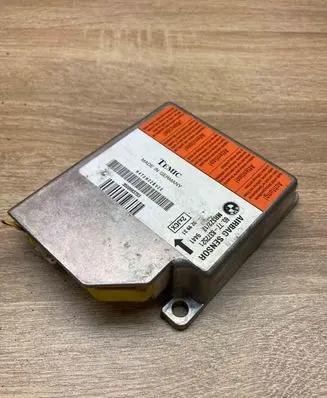 BMW 5 E39 Airbag control unit/module 8372521 MRSZ2