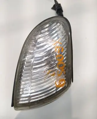 Mazda Xedos 9 Front indicator light 0520697