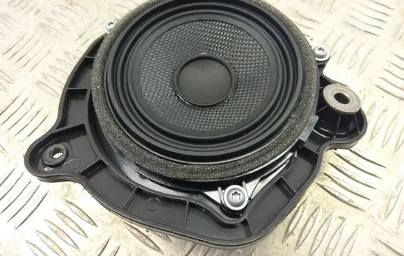 BMW X3 F25 Front door high frequency speaker 9209185