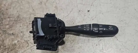Suzuki Grand Vitara II Wiper control stalk 6912X