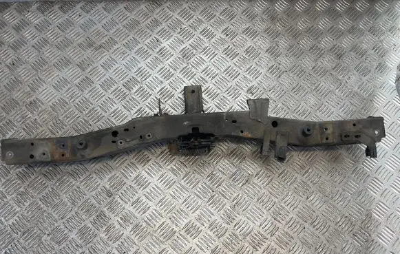 Toyota Avensis T270 Top upper radiator support slam panel