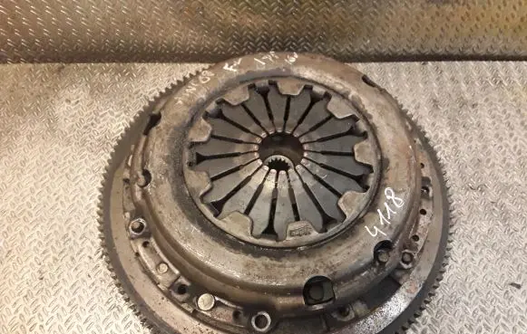 Mini One - Cooper Coupe R56 Clutch set kit 7561765 7568714