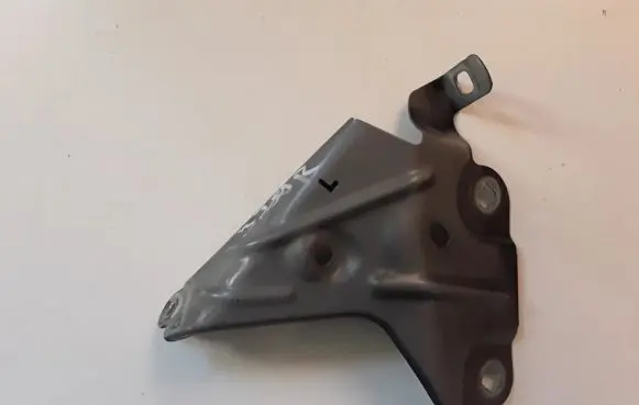 BMW X2 F39 Fender mounting bracket 7431005