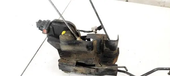 Hyundai Matrix Front door lock