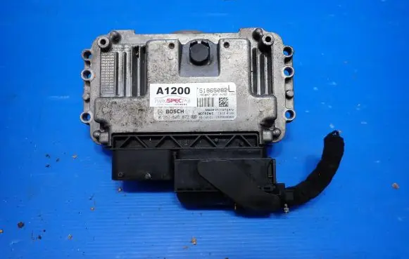 Fiat Bravo Engine control unit/module ECU 51865082 0261S05872