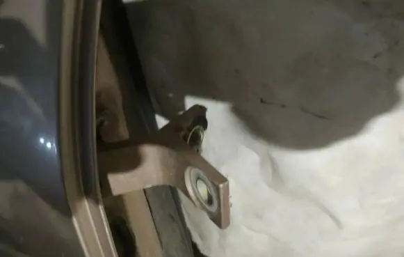 Audi 80 90 B3 Rear door lower hinge 