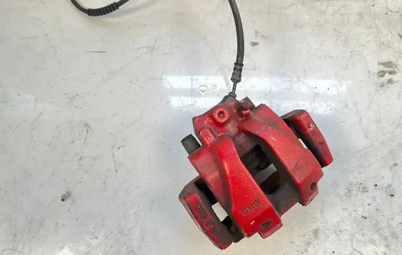 BMW X3 F25 Front brake caliper