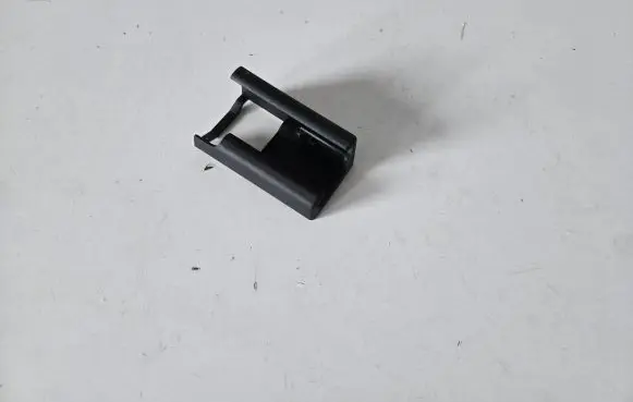 BMW X3 G01 Sliding door rail trim 7415076