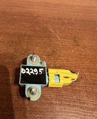 Audi A6 S6 C6 4F Airbag deployment crash/impact sensor 4F0955557 D2295