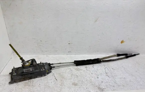Volkswagen Polo Gear shifter/selector 6Q0711049