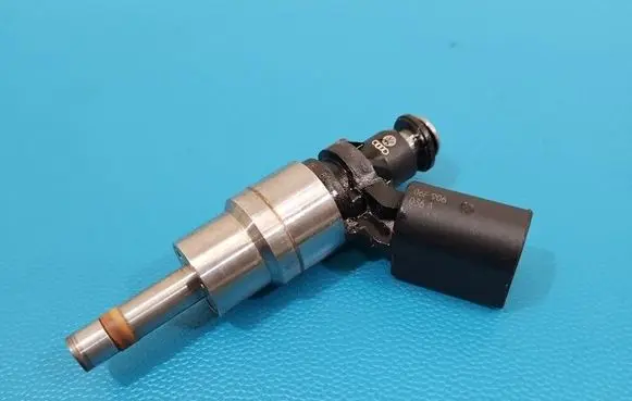 Volkswagen PASSAT B6 Fuel injector 0261500020 IMPRK1578431