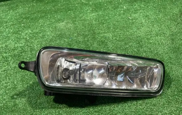 Ford Focus Front fog light 90041467