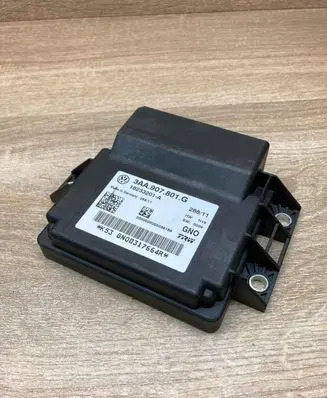 Volkswagen PASSAT B7 Hand brake control module 3AA907801G 18233201A