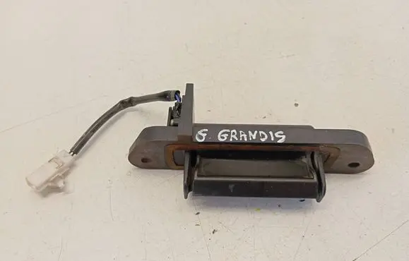 Mitsubishi Grandis Tailgate/trunk/boot exterior handle 