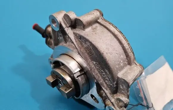 Opel Grandland X Vacuum pump 9812133880 IMPRK1545519