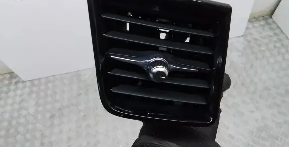 Volvo S90, V90 Dashboard side air vent grill/cover trim 31651220