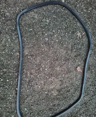 Skoda Karoq Front door rubber seal 575867365