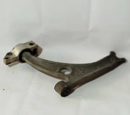 Volkswagen PASSAT B7 Front lower control arm/wishbone 3C0407153B