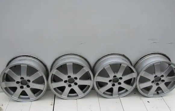 Volvo S60 R16 alloy rim 30671412