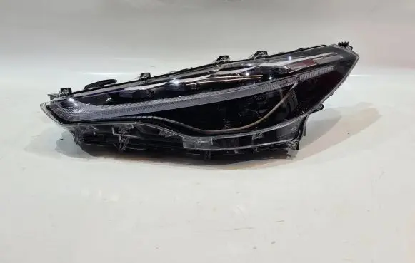 Toyota Corolla Cross Headlight/headlamp