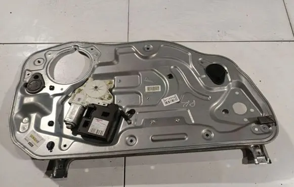 Volvo V50 Sliding door window regulator with motor 8679080LH
