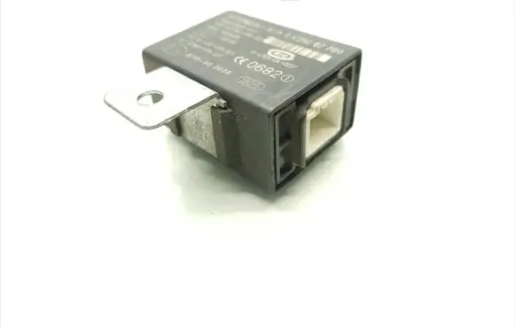 KIA Sorento Immobilizer control unit/module 0K2NC677B0 97R1000008