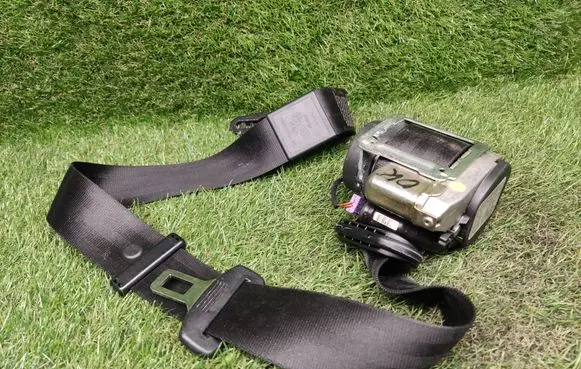 Audi A8 S8 D3 4E Front seatbelt 4E2857705 601397200B